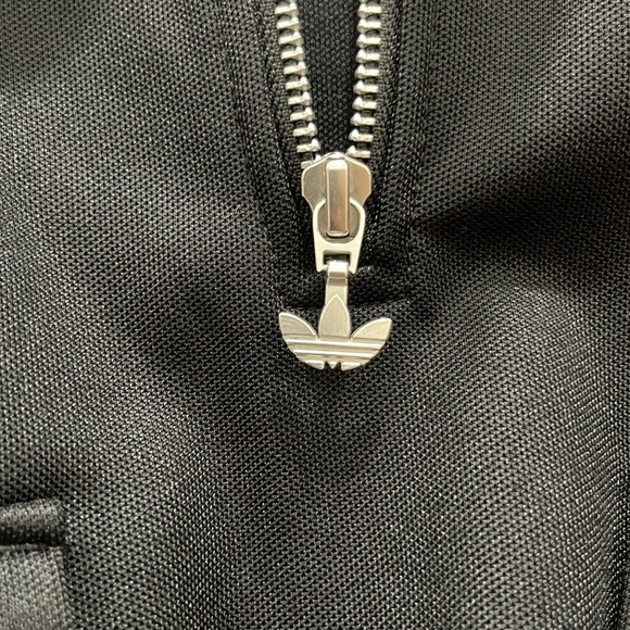 Adidas cropped  half zip sweatshirt - Picture 7 of 9